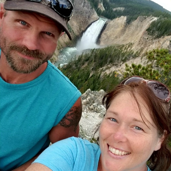 Meet your Posher, Sandy-Posh Ambassador! - Picture 3 of 3